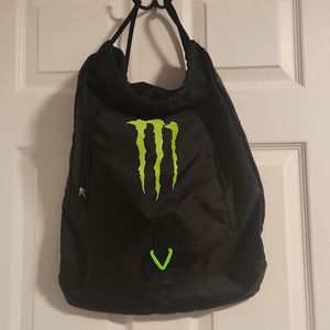 Monster deluxe cinch bag